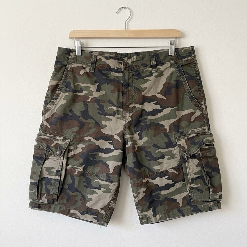 American Eagle Mens Flex Cargo Shorts 38 Camo Woodland Multi-Pocket Y2K Utility